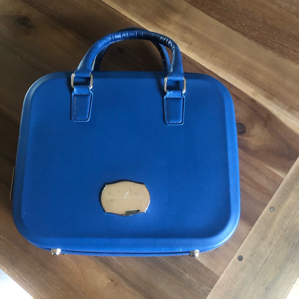 Young Living Royal Blue Cosmetic Case